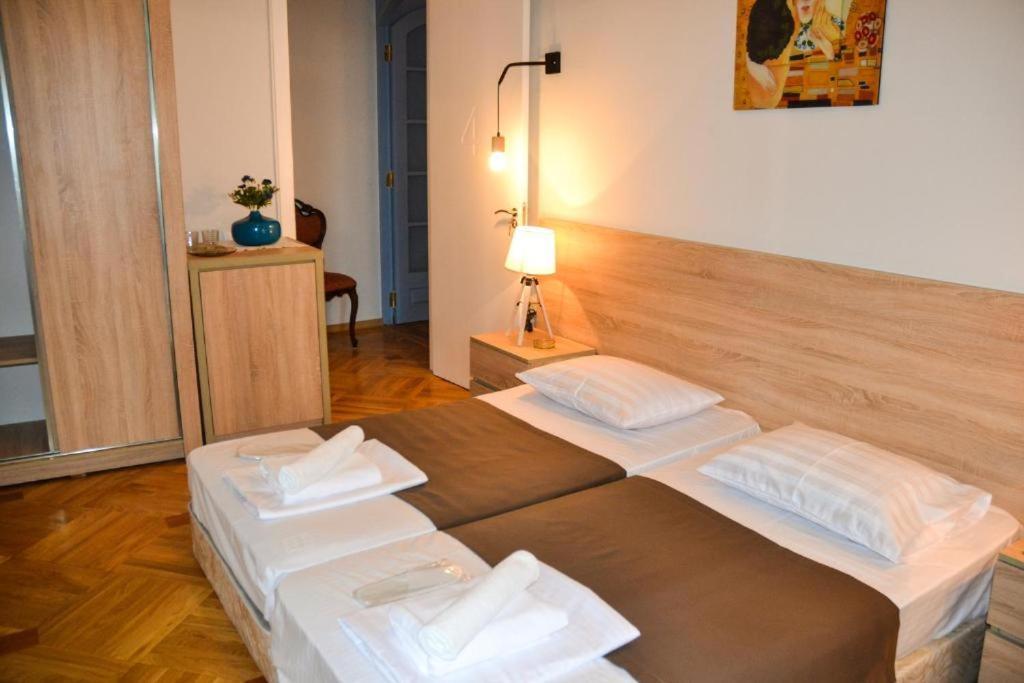 Piccolo Casa Bella Hotel Tbilisi Ngoại thất bức ảnh