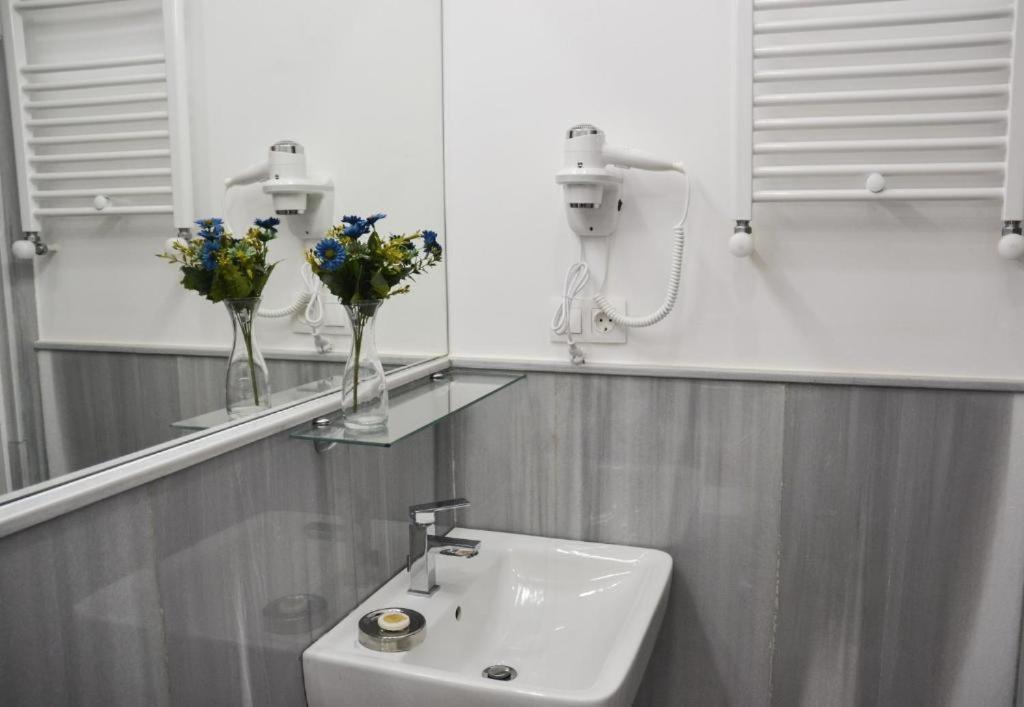 Piccolo Casa Bella Hotel Tbilisi Ngoại thất bức ảnh